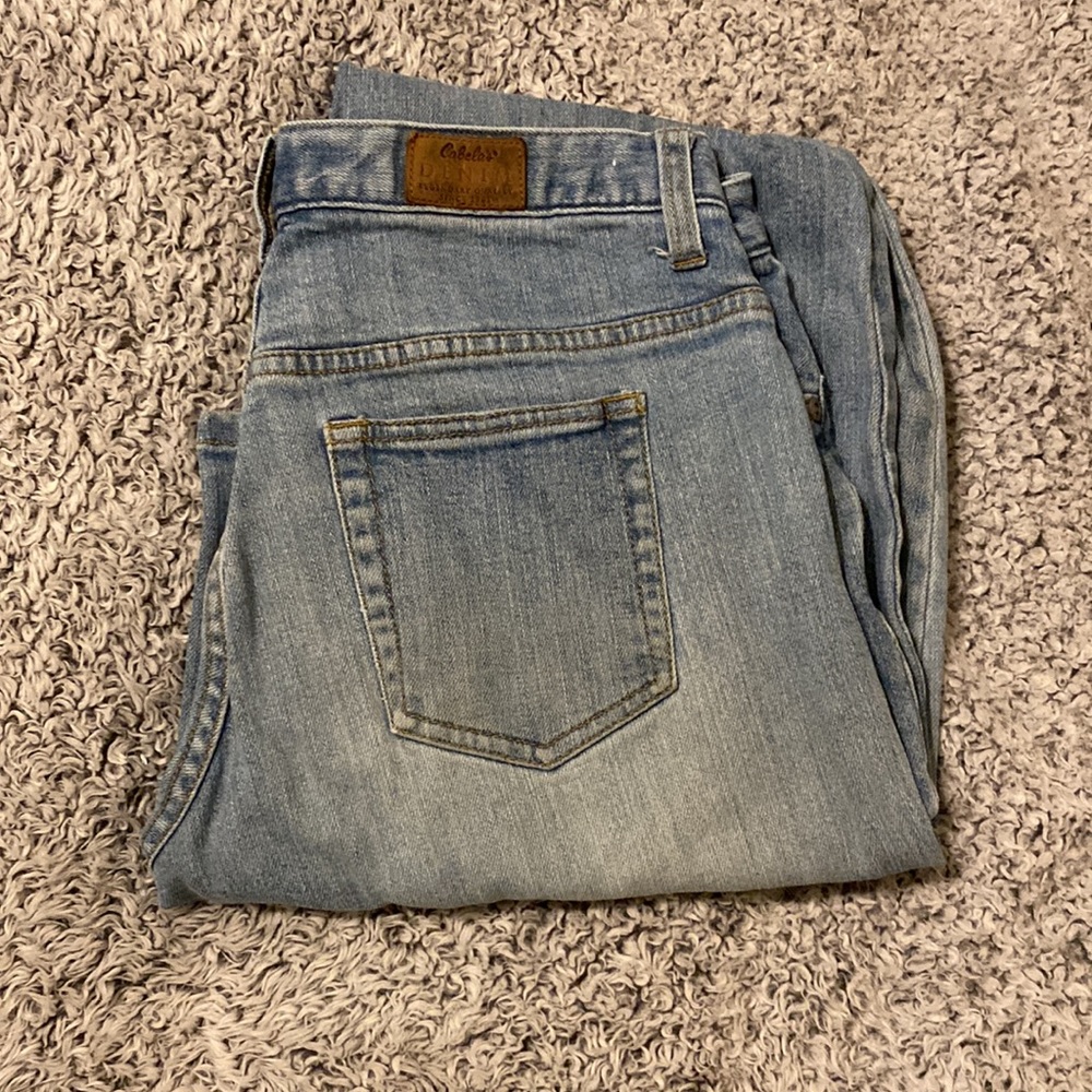 Ladies Cabela's boot cut blue jeans